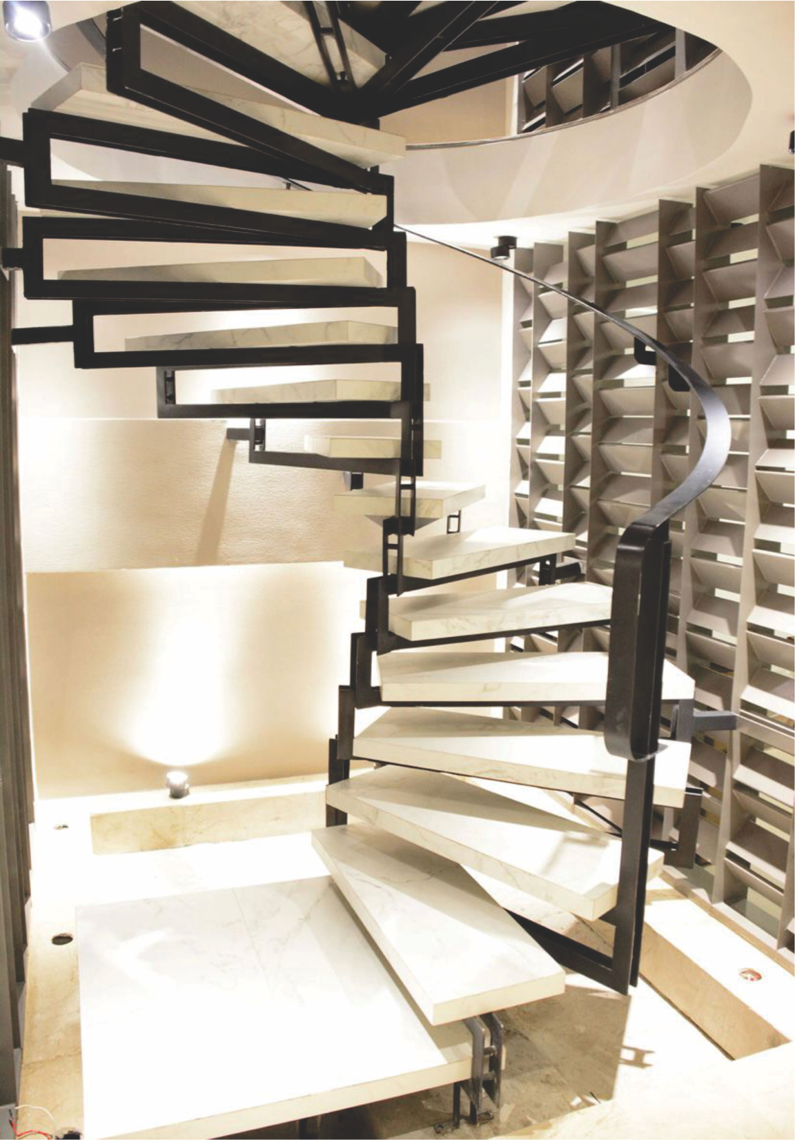 Escaleras metàlicas para interiores y jardines